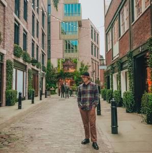 Meet your Posher, Aaron